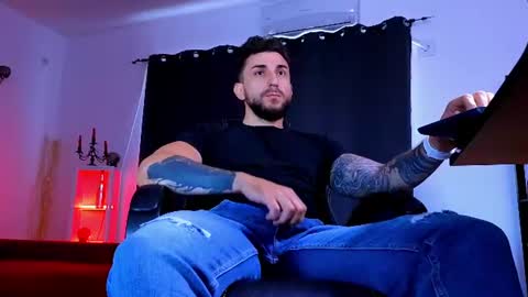 MightyAaron online show from July 10, 7:56 am
