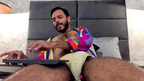 miguelsanfrancisco online show from December 17, 6:58 pm