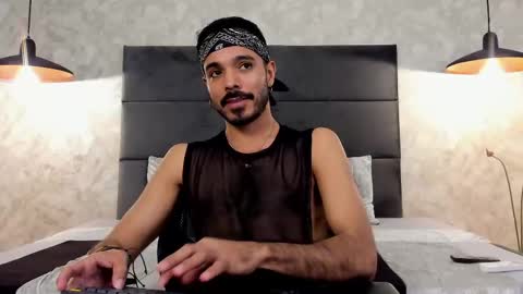 miguelsanfrancisco online show from October 20, 3:05 pm