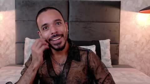 miguelsanfrancisco online show from March 29, 7:03 pm