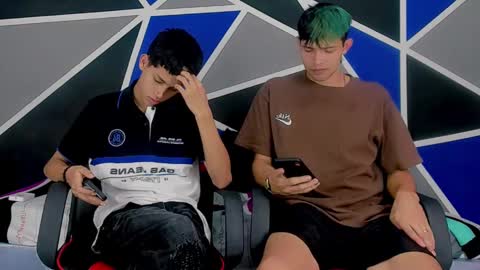 Snapshot of migueyalejo_sweetsex chatting on January 28, 3:36 am migueyalejo sweetsex online show from January 28, 3:36 am