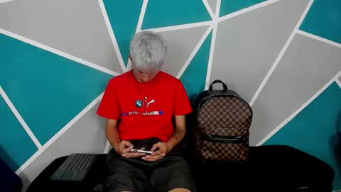 Snapshot of migueyalejo_sweetsex chatting on October 25, 3:19 am migueyalejo sweetsex online show from October 25, 3:19 am