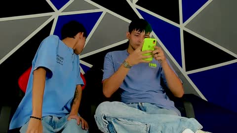 Snapshot of migueyalejo_sweetsex chatting on January 13, 7:10 pm migueyalejo sweetsex online show from January 13, 7:10 pm