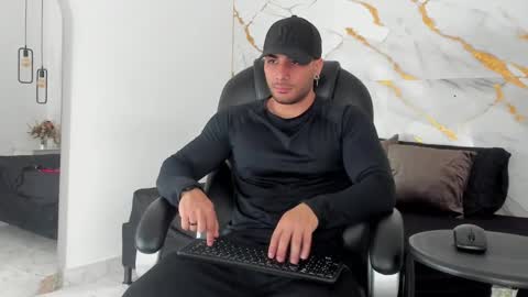 Snapshot of miike_stone1 chatting on September 16, 1:12 pm Daniel online show from September 16, 1:12 pm