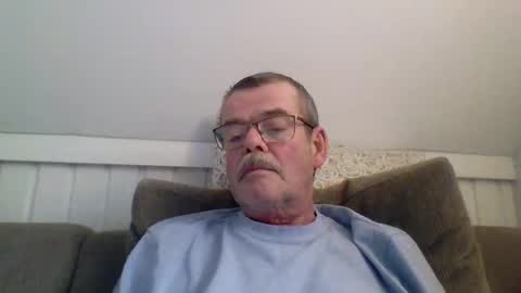 mikael42 online show from February 28, 2:38 pm