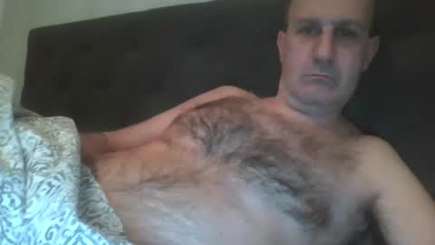 mikael_r52 online show from March 3, 4:53 am