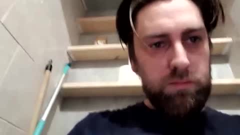 Mika online show from December 9, 4:51 pm