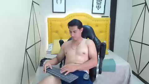 Mike online show from March 12, 2:08 am