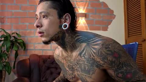 Snapshot of mike_jonness chatting on October 22, 3:16 pm M I K E online show from October 22, 3:16 pm