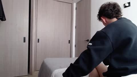 Mikebelf4 online show from March 11, 9:04 pm