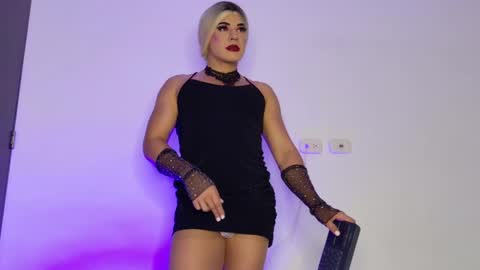 mikegaitan1 online show from October 7, 11:53 pm