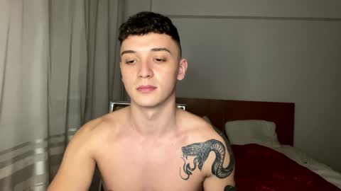 Snapshot of mikelaur chatting on December 4, 6:17 pm MikeLaur online show from December 4, 6:17 pm