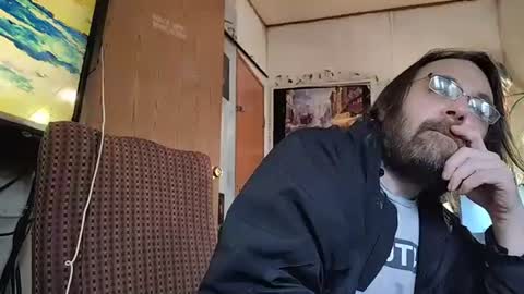 Snapshot of mikeylikesit38 chatting on January 7, 5:09 pm Mikey online show from January 7, 5:09 pm