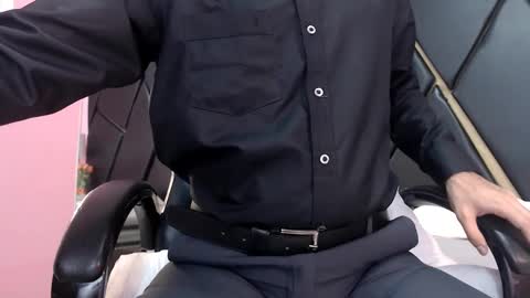 milanzaire online show from October 5, 2:04 am