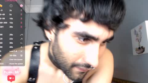 milanzaire online show from February 1, 12:18 am