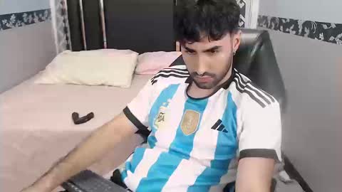 milanzaire online show from September 20, 11:05 pm