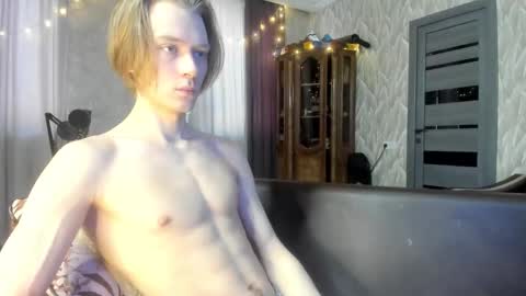 Isaac online show from January 6, 5:00 am