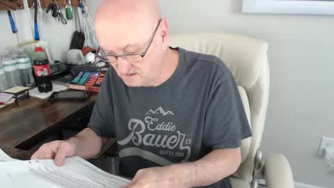 Snapshot of millenium0129 chatting on September 15, 4:19 pm millenium0129 online show from September 15, 4:19 pm