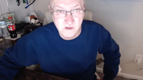 Snapshot of millenium0129 chatting on January 27, 12:12 am millenium0129 online show from January 27, 12:12 am