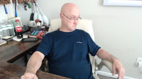 Snapshot of millenium0129 chatting on September 16, 4:30 pm millenium0129 online show from September 16, 4:30 pm