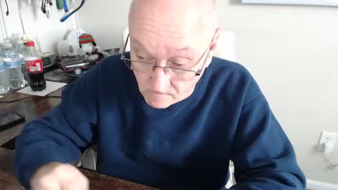 Snapshot of millenium0129 chatting on January 13, 4:30 pm millenium0129 online show from January 13, 4:30 pm