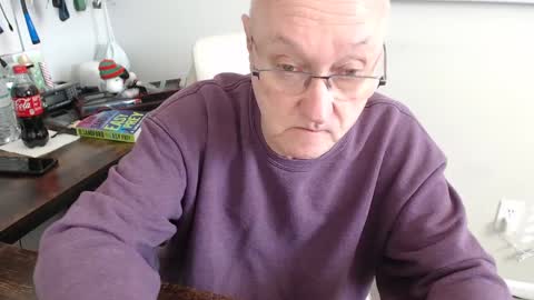 Snapshot of millenium0129 chatting on February 14, 3:36 pm millenium0129 online show from February 14, 3:36 pm