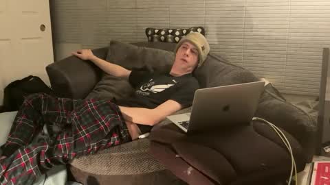 SlimnHungOH online show from December 4, 6:44 am