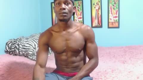 Miltonn online show from November 16, 9:50 pm