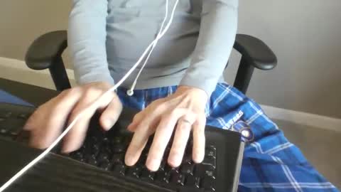 Snapshot of milwaukeebadger24 chatting on October 24, 1:46 pm milwaukeebadger24 online show from October 24, 1:46 pm