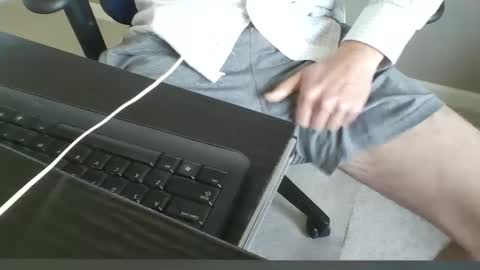 Snapshot of milwaukeebadger24 chatting on September 12, 3:01 pm milwaukeebadger24 online show from September 12, 3:01 pm