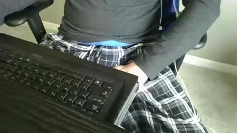 Snapshot of milwaukeebadger24 chatting on March 5, 4:57 pm milwaukeebadger24 online show from March 5, 4:57 pm