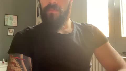 Snapshot of mingo_in_wonderland chatting on January 21, 1:28 pm Lance online show from January 21, 1:28 pm