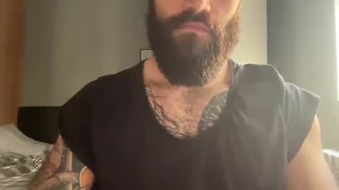 Snapshot of mingo_in_wonderland chatting on October 25, 9:00 am Lance online show from October 25, 9:00 am