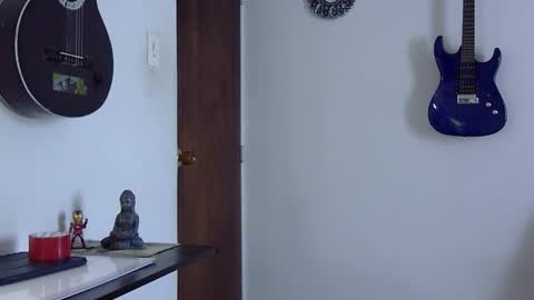     online show from September 15, 5:25 pm