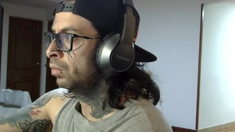     online show from May 26, 12:39 am