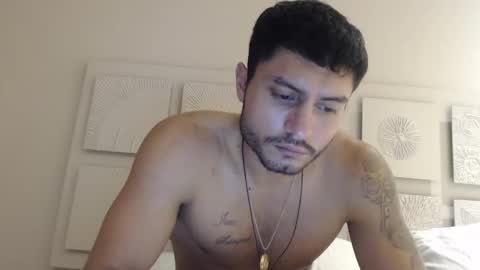 mistersam33 online show from January 13, 7:43 am