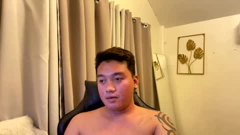 Michole Jay online show from March 28, 7:14 pm