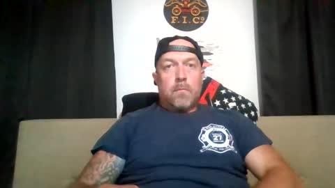 mkaravas1 online show from July 20, 3:45 am