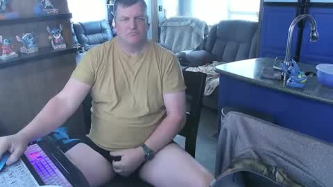 mmmthatsfunnn online show from March 11, 9:44 pm