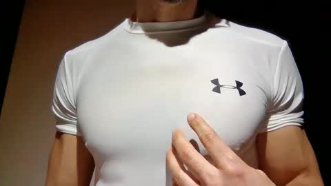 Snapshot of mmuscularman chatting on October 28, 7:00 am mmuscularman online show from October 28, 7:00 am