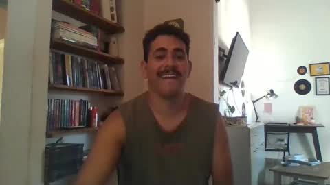 Snapshot of mobidick24 chatting on January 21, 7:06 pm mobidick24 online show from January 21, 7:06 pm