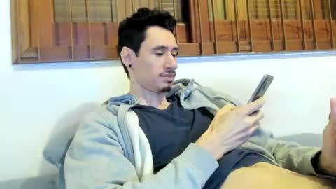 DigBreed online show from December 23, 2:02 am