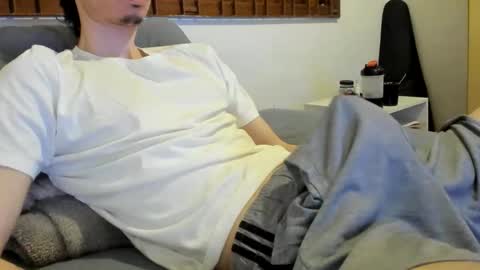 DigBreed online show from December 4, 11:17 am