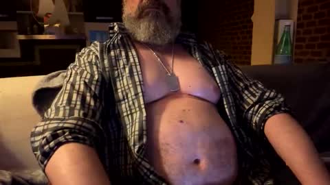 molitsrymale69 online show from September 9, 5:07 am