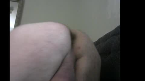 Snapshot of monasnuts chatting on December 9, 6:55 am monasnuts online show from December 9, 6:55 am