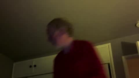 Monkee Dance online show from February 8, 6:33 am