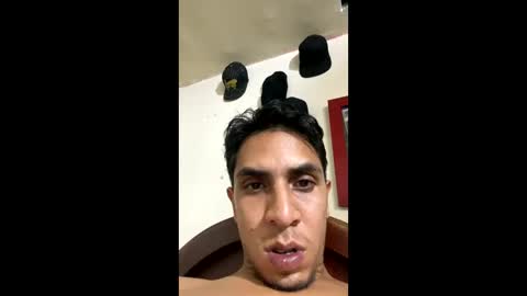 Snapshot of monkey_uchiha77 chatting on February 12, 2:35 am simon dice online show from February 12, 2:35 am