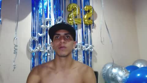 Snapshot of monkey_uchiha77 chatting on September 13, 1:17 am simon dice online show from September 13, 1:17 am