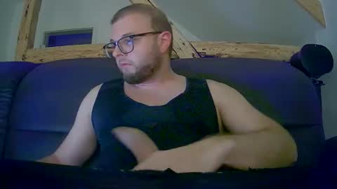 MonsterCockFabian online show from April 20, 8:44 pm