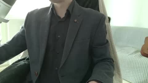 Moonsire online show from April 11, 9:46 am